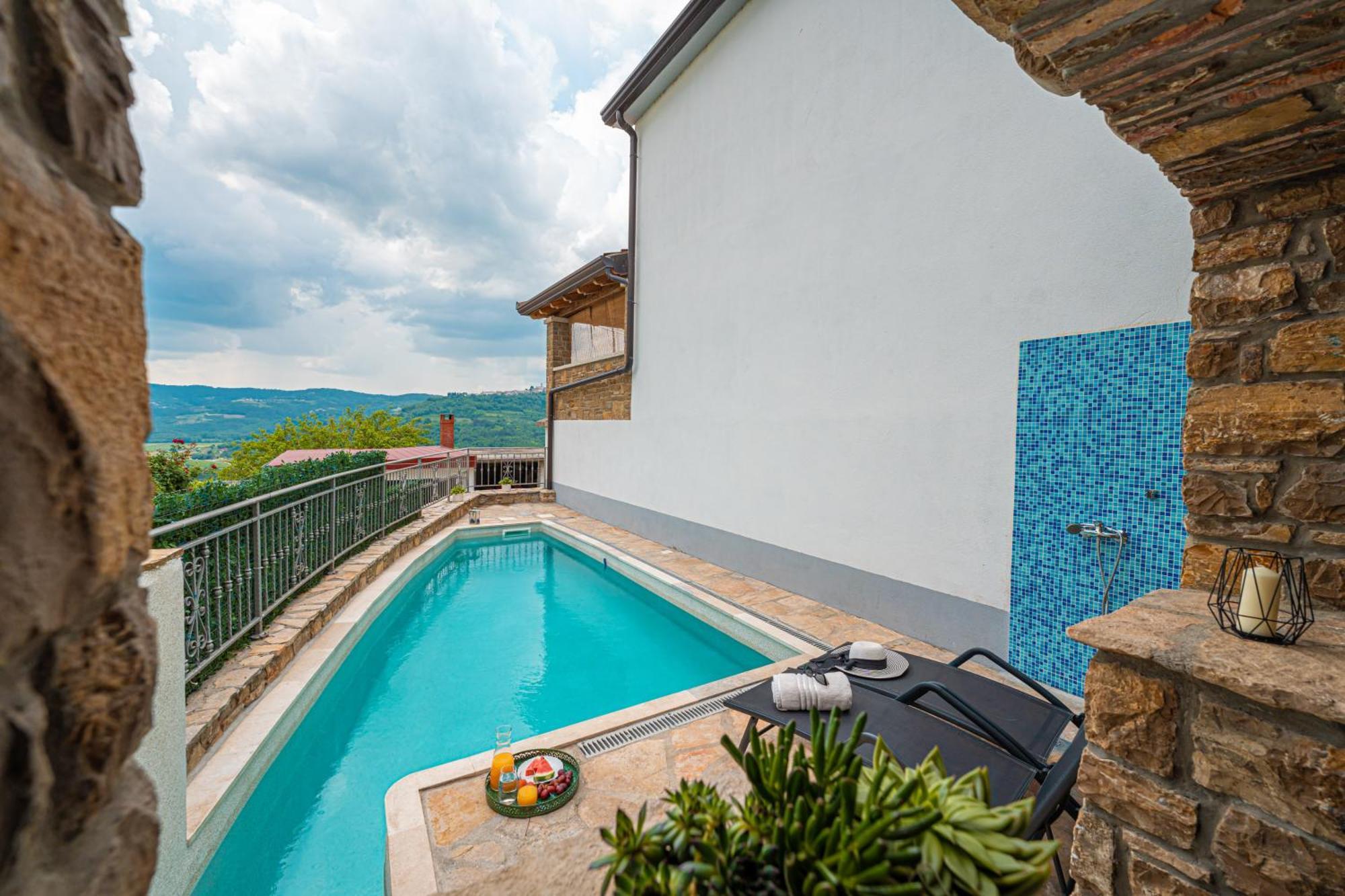 Holiday Home Belveder Motovun With Heated Pool Livade Buitenkant foto