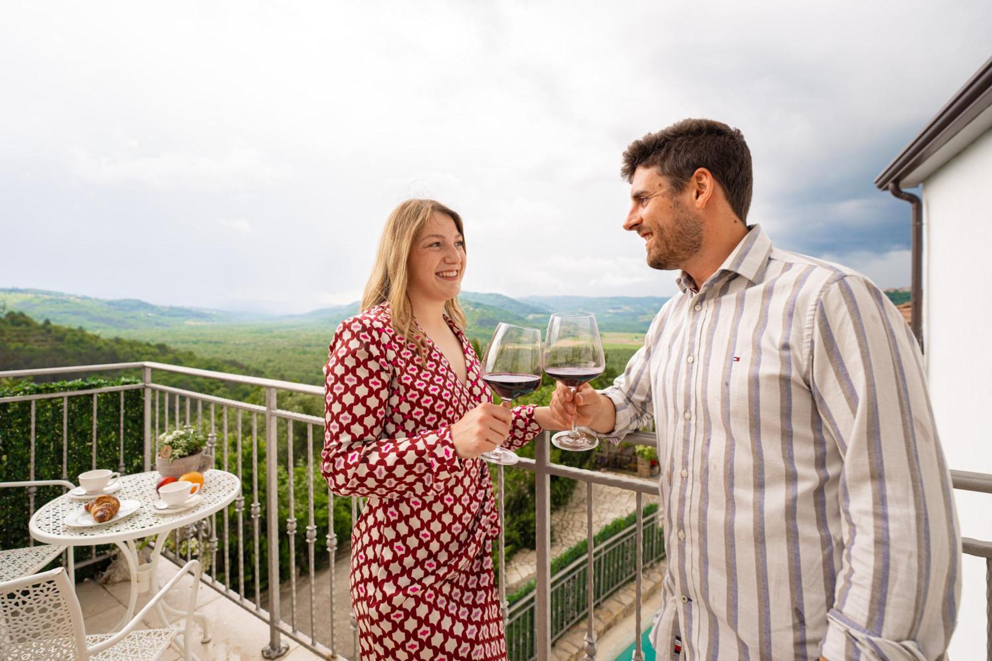 Holiday Home Belveder Motovun With Heated Pool Livade Buitenkant foto